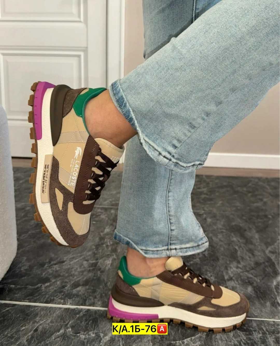 ,женские кроссовки,коричневые кроссовки, женская,кроссовки