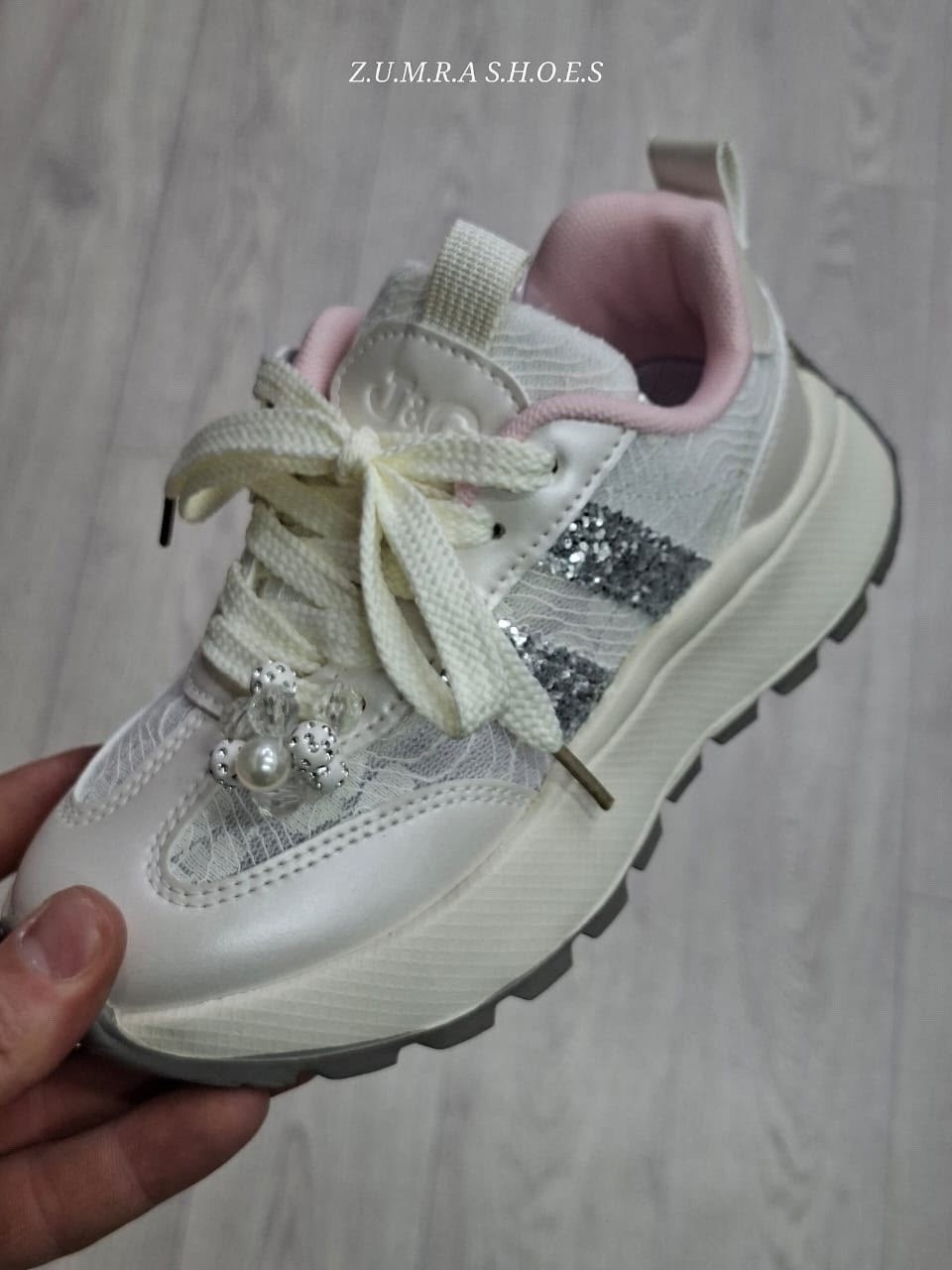 кроссовки женские,кроссовка,кроссовки модные,кроссовки,кроссовки женские белый