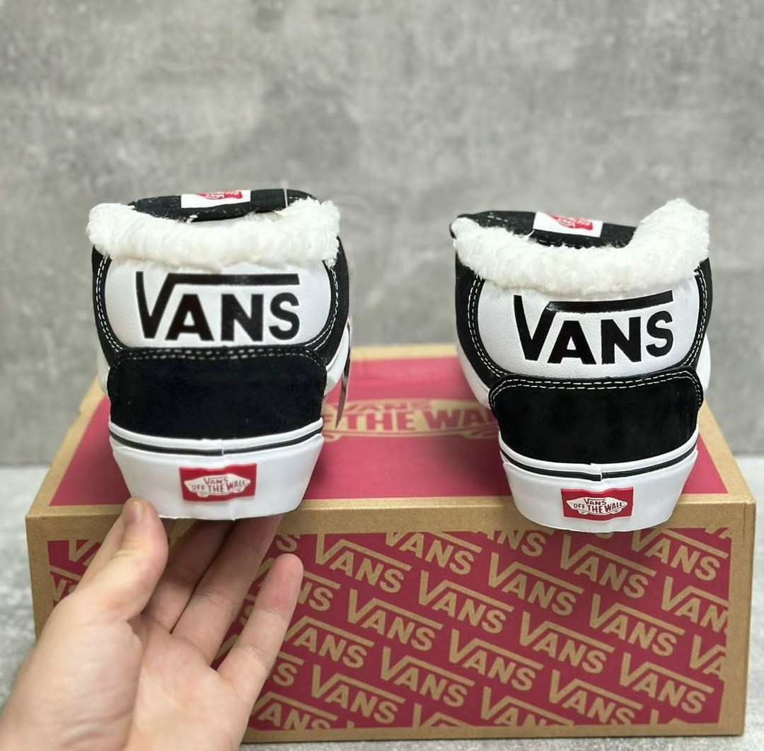 зимние кеды vans с мехом утепленные vans,зимние кеды с мехом утепленные vans,кроссовки зимние с мехом вансы дутые vans,кеды ванс высокие зимние sk8 hi утепленные с мехом,вансы зимние