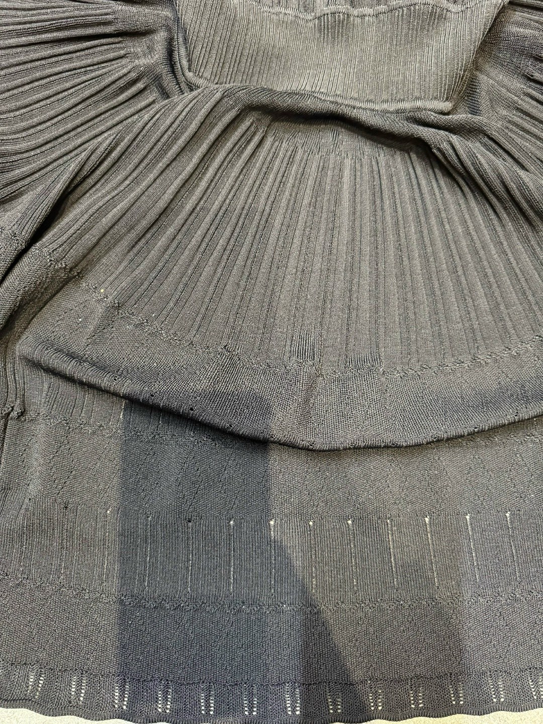 платье,платье черное,стильное платье,женское платье,черное платье плиссе