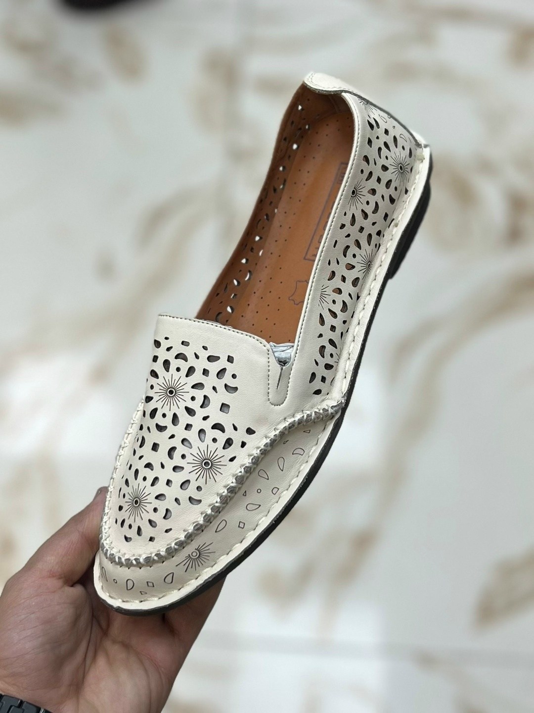 ,туфли женские,женская ,мокасины с перфорацией,летние туфли