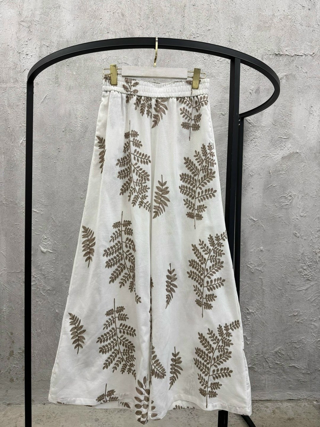 женский комплект из двух предметов рабочая рубашка с принтом и широкие брюки,летние костюмы,костюм с брюками,костюм с принтом,женские костюмы