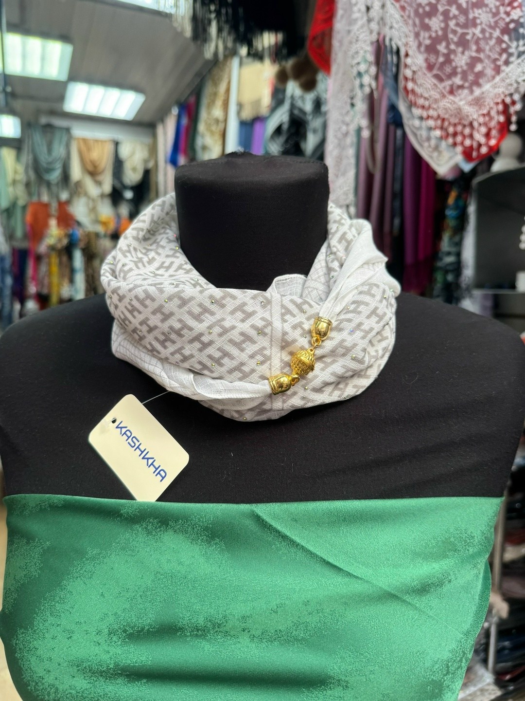 женский платок,шарфы для женщин,шарфы и платки,платка,платки стильные