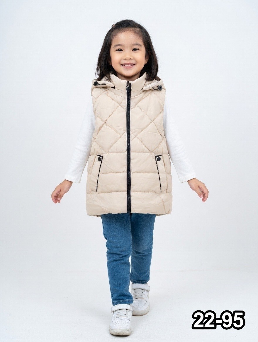 жилетка детская,жилетка женская,жилетка,демисезонный жилет,жилет утепленная