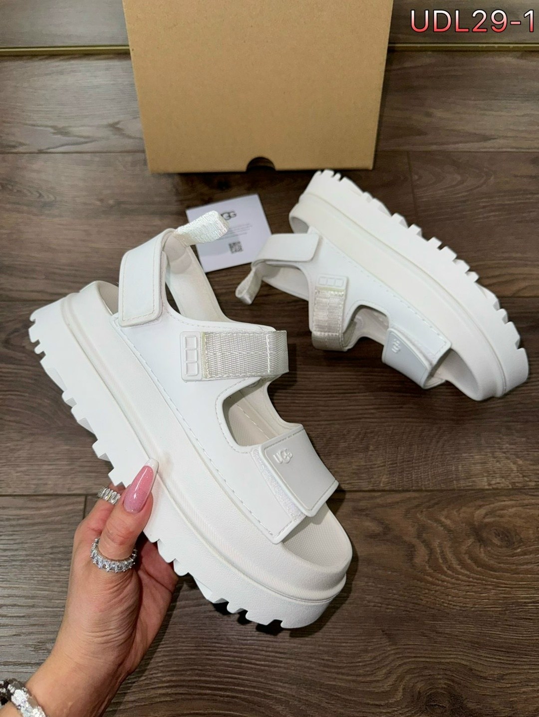 ,женские сандалии,сандали женские белые,босоножки на платформе,босоножки на платформе на липучках