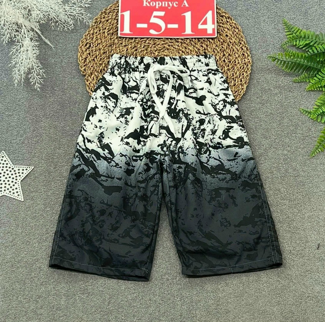 ребенок,мальчики модели на пляже,мальчики на пляже,мальчик,дети пляж