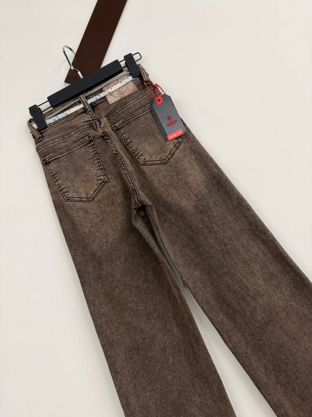 джинсы широкие,коричневые джинсы,брюки джинсы,джинсы,джинсы мужские