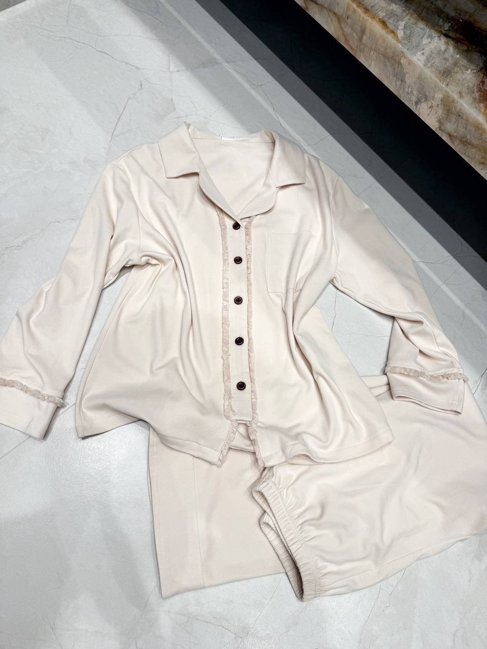 костюм с брюками,женский брючный костюм,брючный костюм повседневный,костюм брючный,костюм бежевый