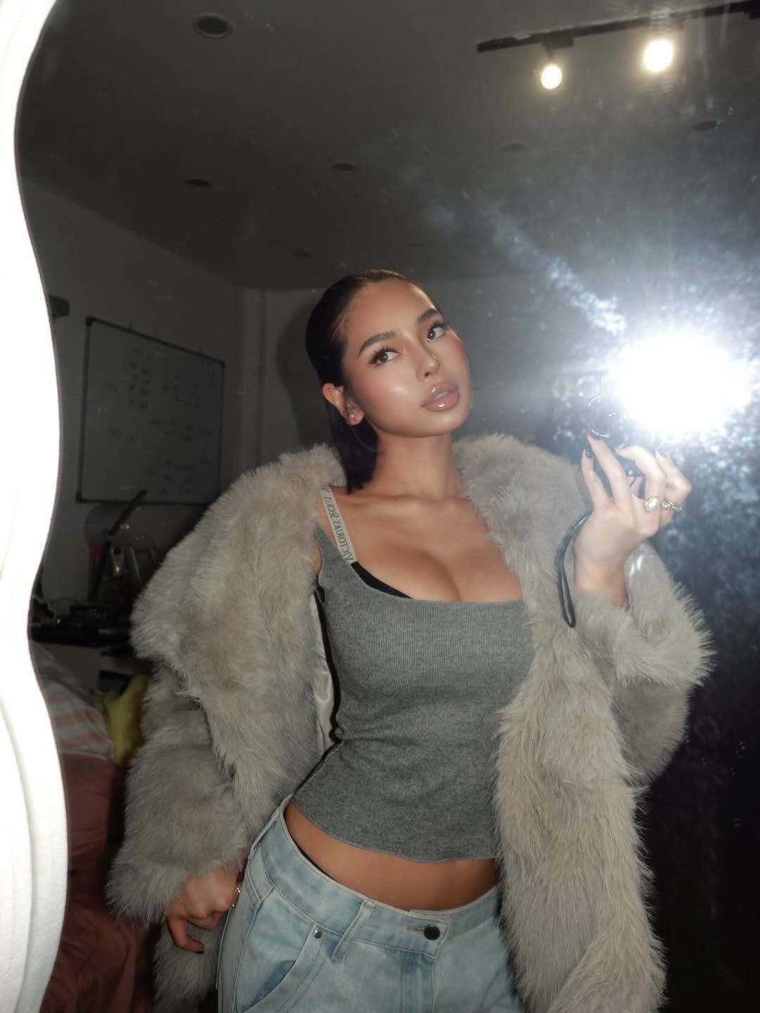 женская майка,топ женский,майка на бретельках,белая майка,топ женская майка