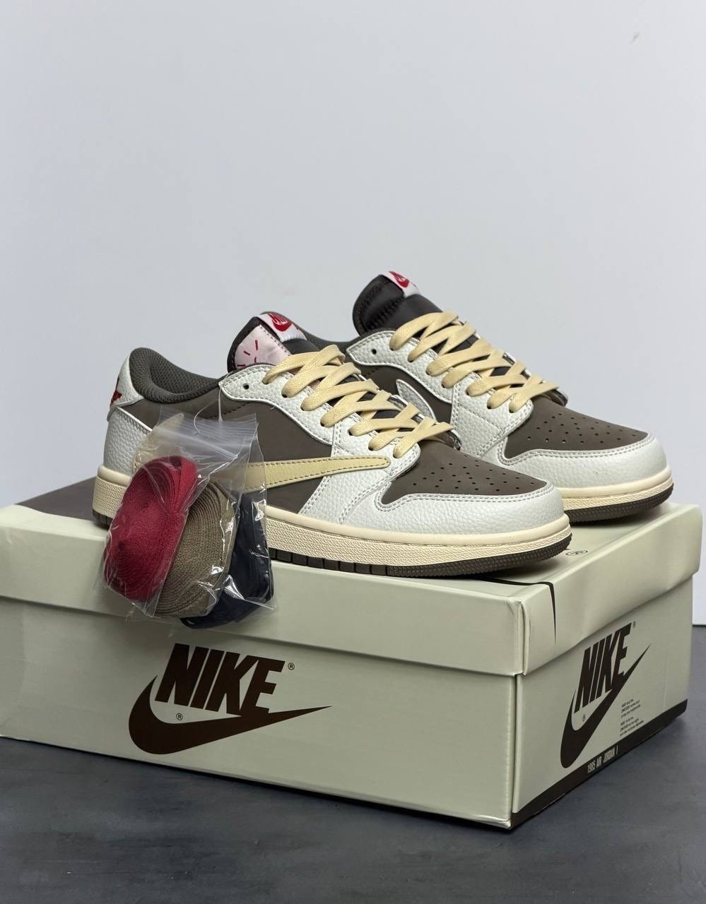 кроссовки nike air jordan 1 low x travis scott,nike air jordan 1 low x travis scott,nike air jordan 1 low travis scott,nike air jordan 1 low travis scott reverse mocha,кроссовки nike air jordan 1 trav