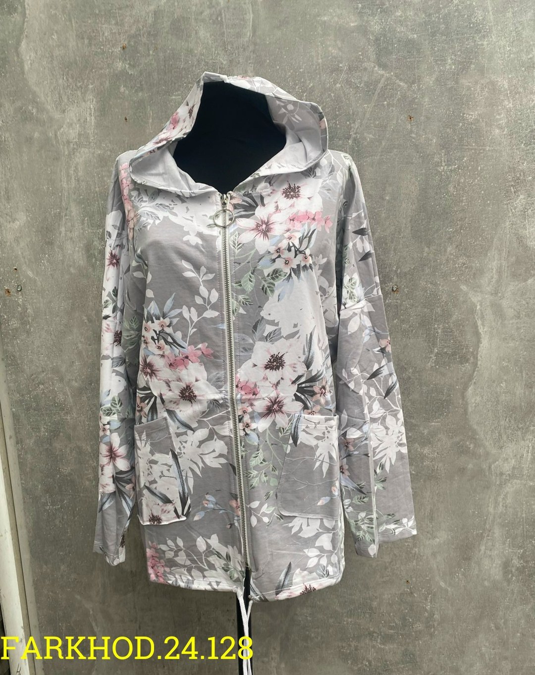 ветровка,ветровка женская,куртка женская,легкая куртка,женская демисезонная куртка