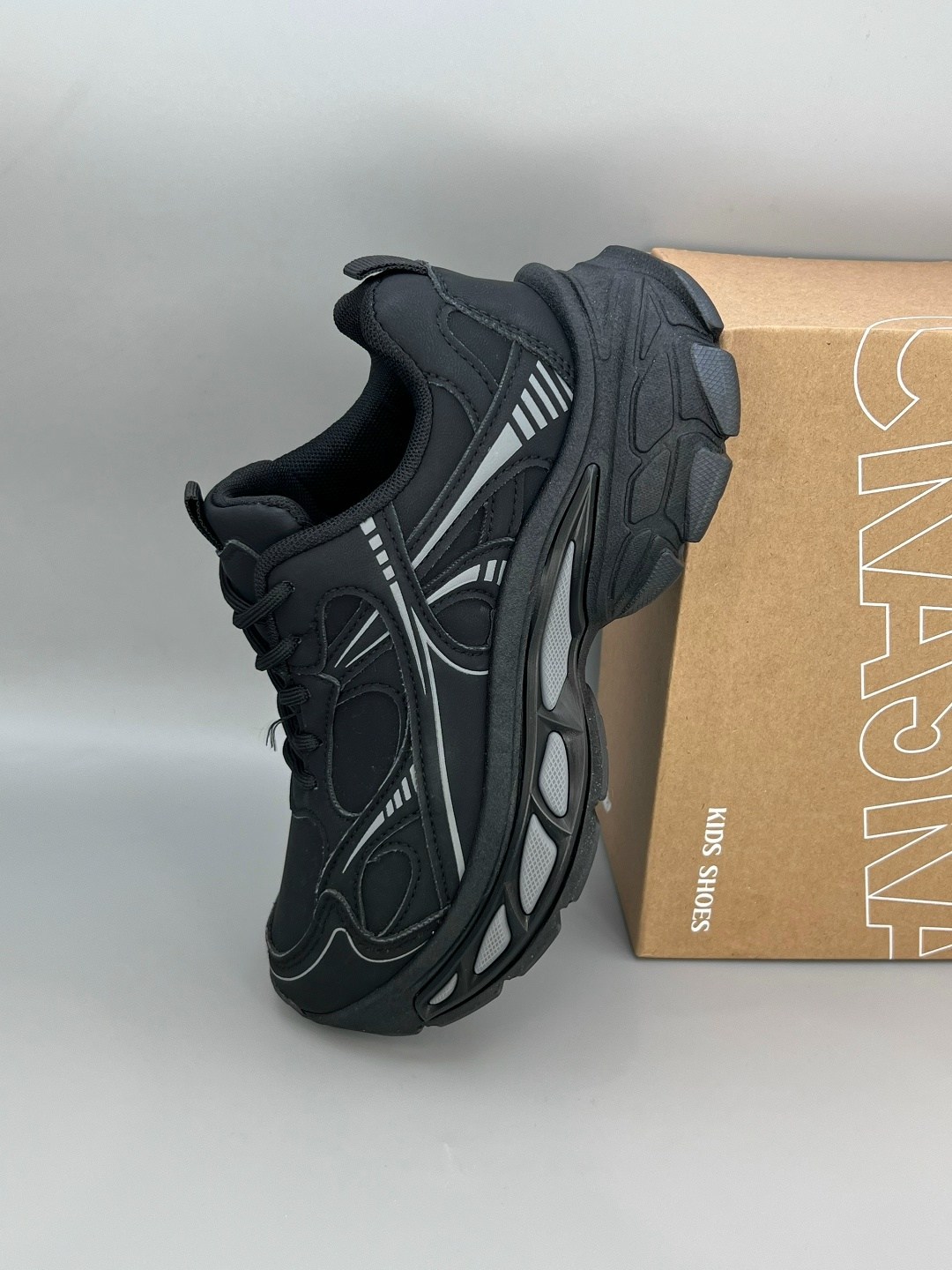 мужские черные кроссовки balenciaga track 2,кроссовки баленсиага трек черные,кроссовки balenciaga,кроссовки женские balenciaga,сколько стоят кроссовки balenciaga track 1