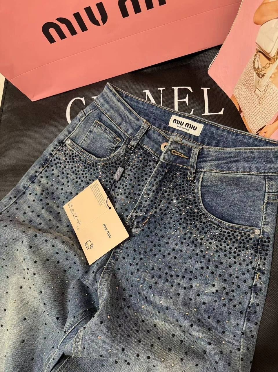 джинсы со стразами,джинсы со стразами женские,блестящие джинсы,джинсы модные,джинсы с блестками