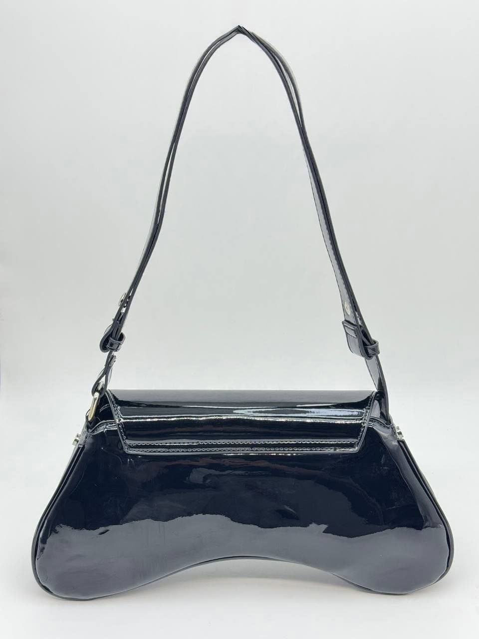 diesel черная сумка через плечо из искусственной кожи,женская сумка через плечо diesel с регулируемым ремнем и клапаном, черный,черная сумка через плечо из искусственной кожи для женщин,сумка diesel,с