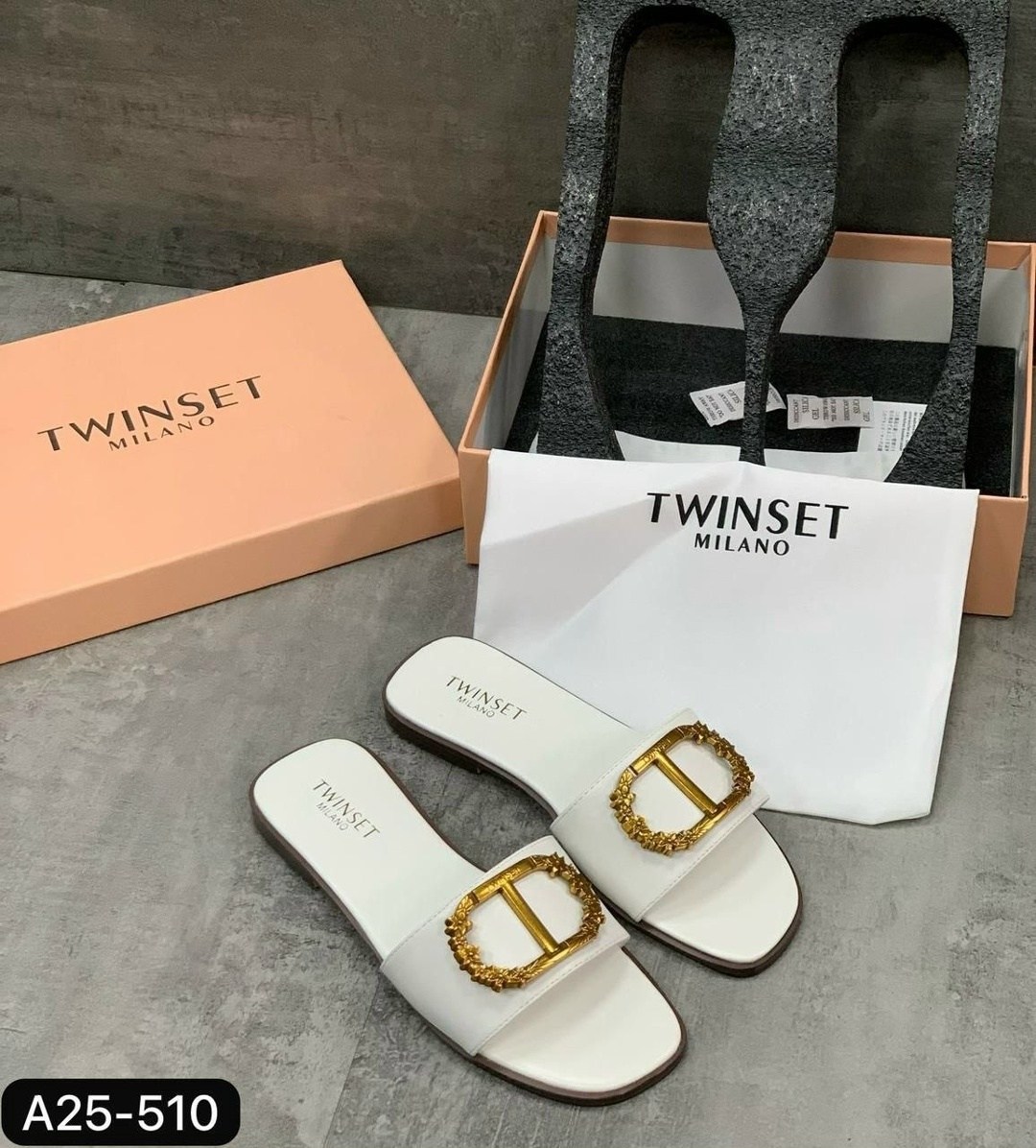 шлепанцы женские,,шлепанцы дизайнерские,летние шлепанцы,тапочки модные