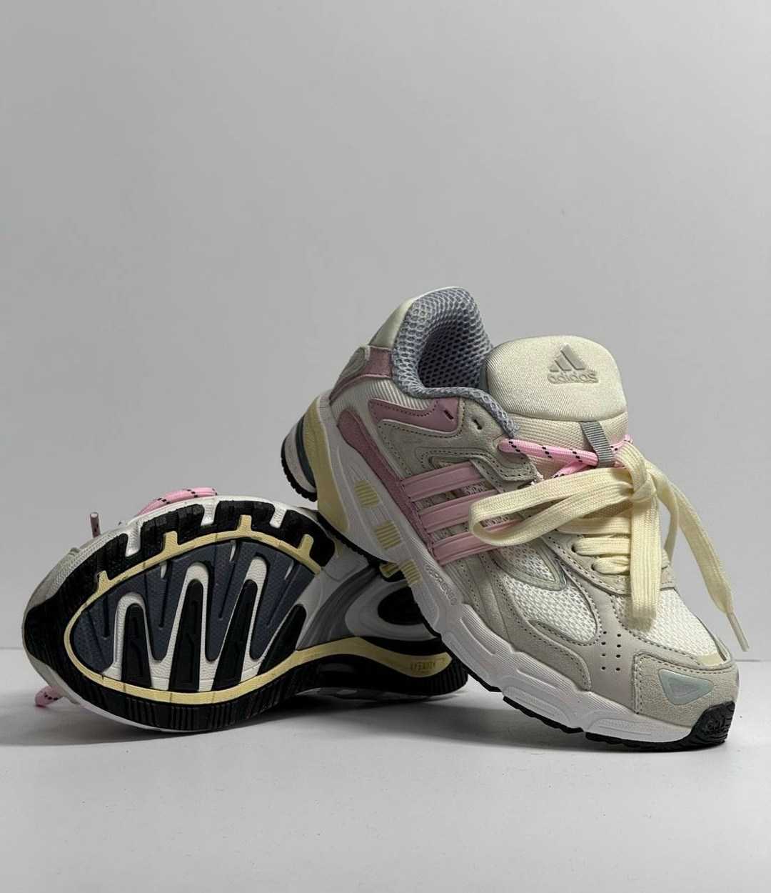 кроссовки женский adidas,кроссовки adidas,кроссовки adidas response cl,adidas response cl,adidas originals response кроссовки