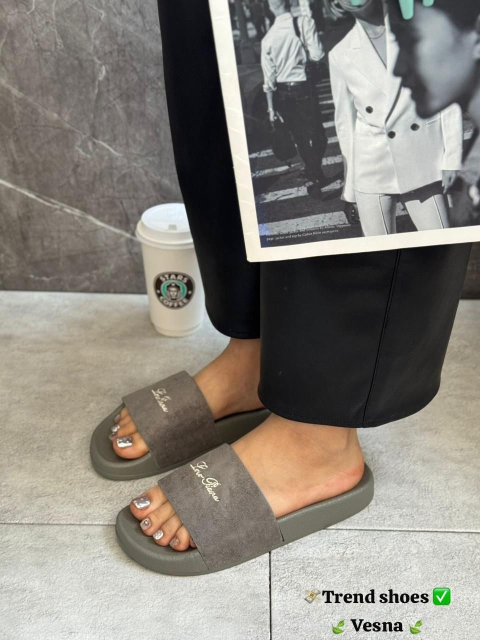 шлепки мужские,шлепанцы женские,мужские шлепанцы,кожаные шлепки,модные шлепанцы