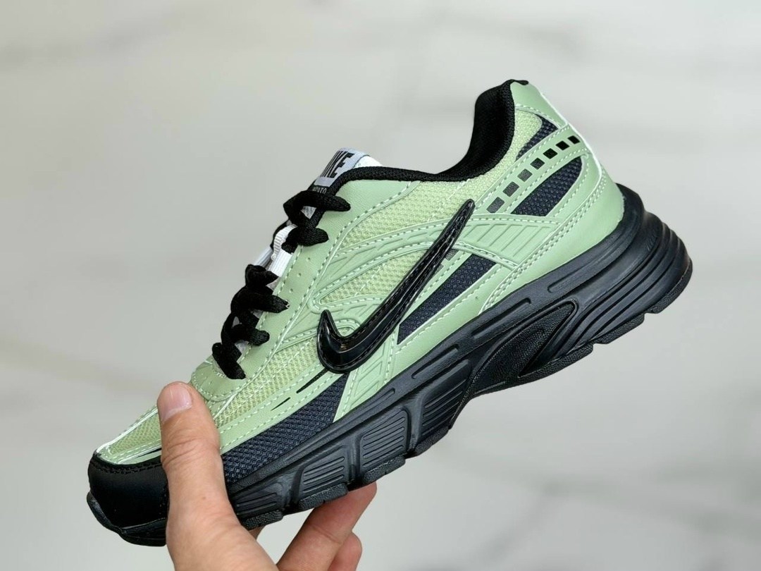 кроссовки nike initiator,кроссовки initiator nike цвет серый,nike initiator,nike initiator men's running shoes,кроссовки nike initiator metallic silver black