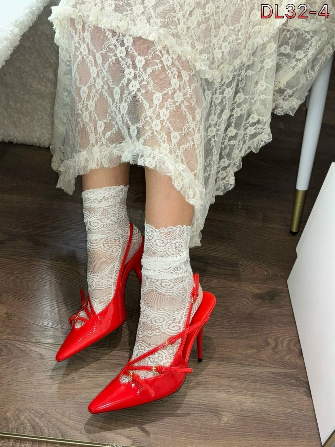 чулки кружевные,чулки с кружевами,чулки женские кружевные,ажурные чулки,кружевные носки