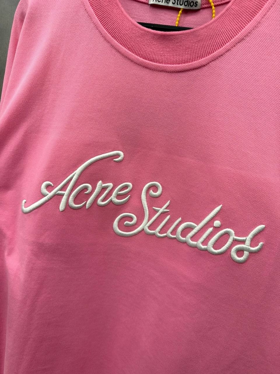 розовые футболки,acne studios лонгслив,розовый свитшот,розовая толстовка,свитшот женская