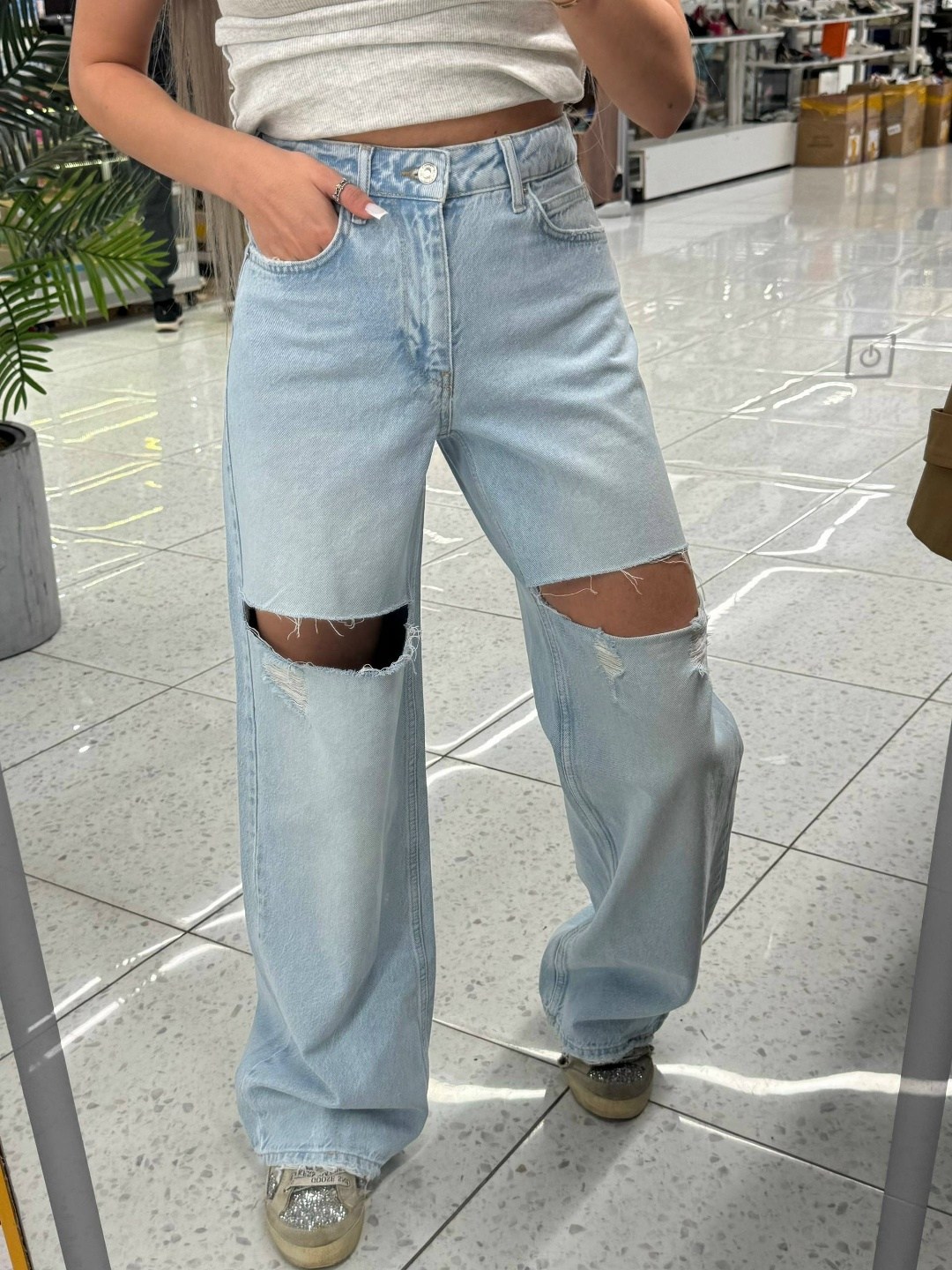 madmext синие женские джинсы стандартного кроя с рваными деталями mg1184,джинсы прямые палаццо рваные sena denim,широкие рваные джинсы женские,джинсы прямые палаццо с разрезами рваные sena jeans,джинс