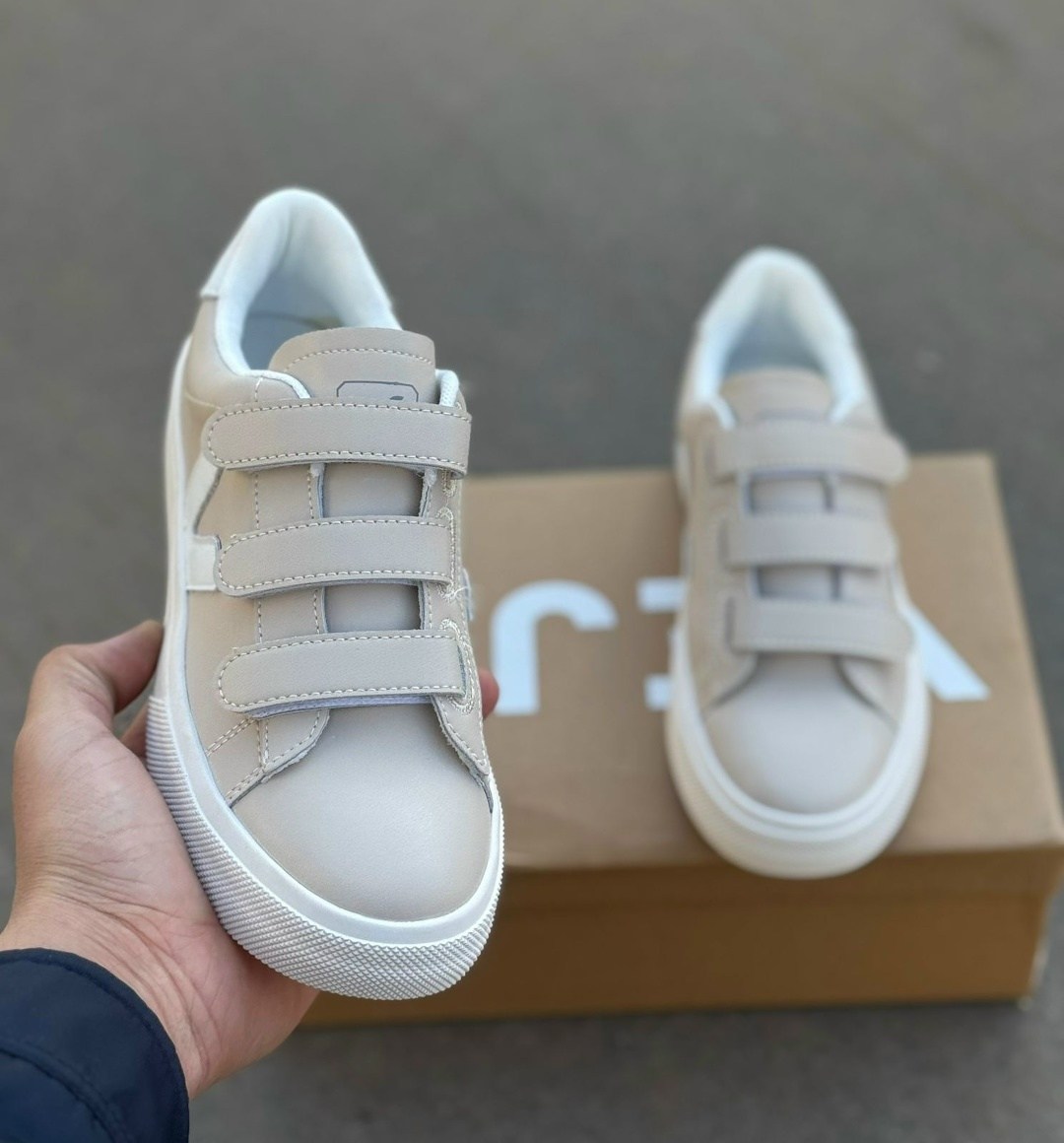 , спортивная,кроссовки veja,белые кроссовки,обуви