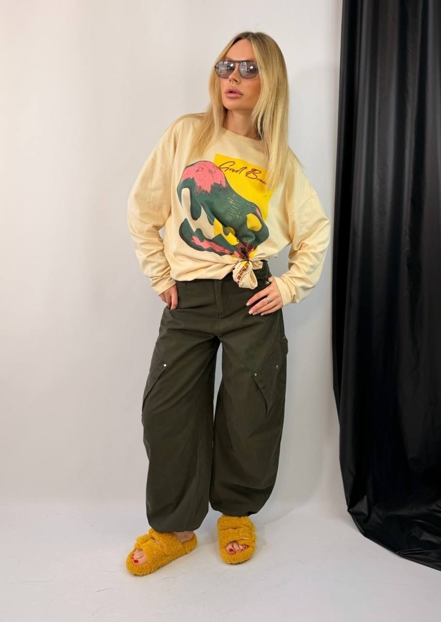 куртка бомбер,брюки стиль,стиле кэжуал,уличная мода