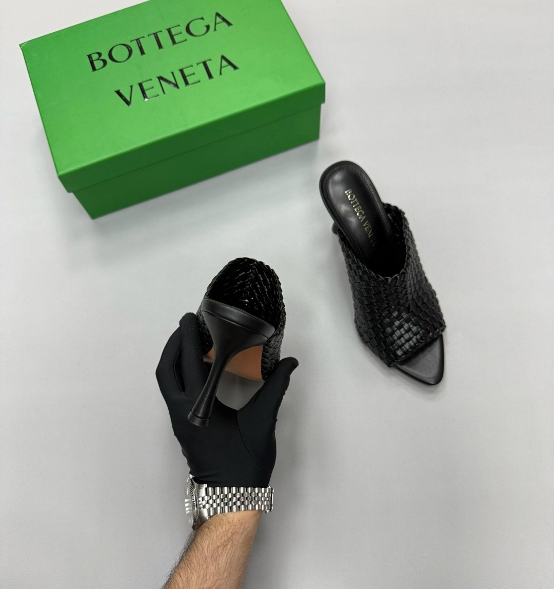 босоножки bottega veneta,,мюли bottega veneta,кожаные мюли bottega veneta,босоножки bottega