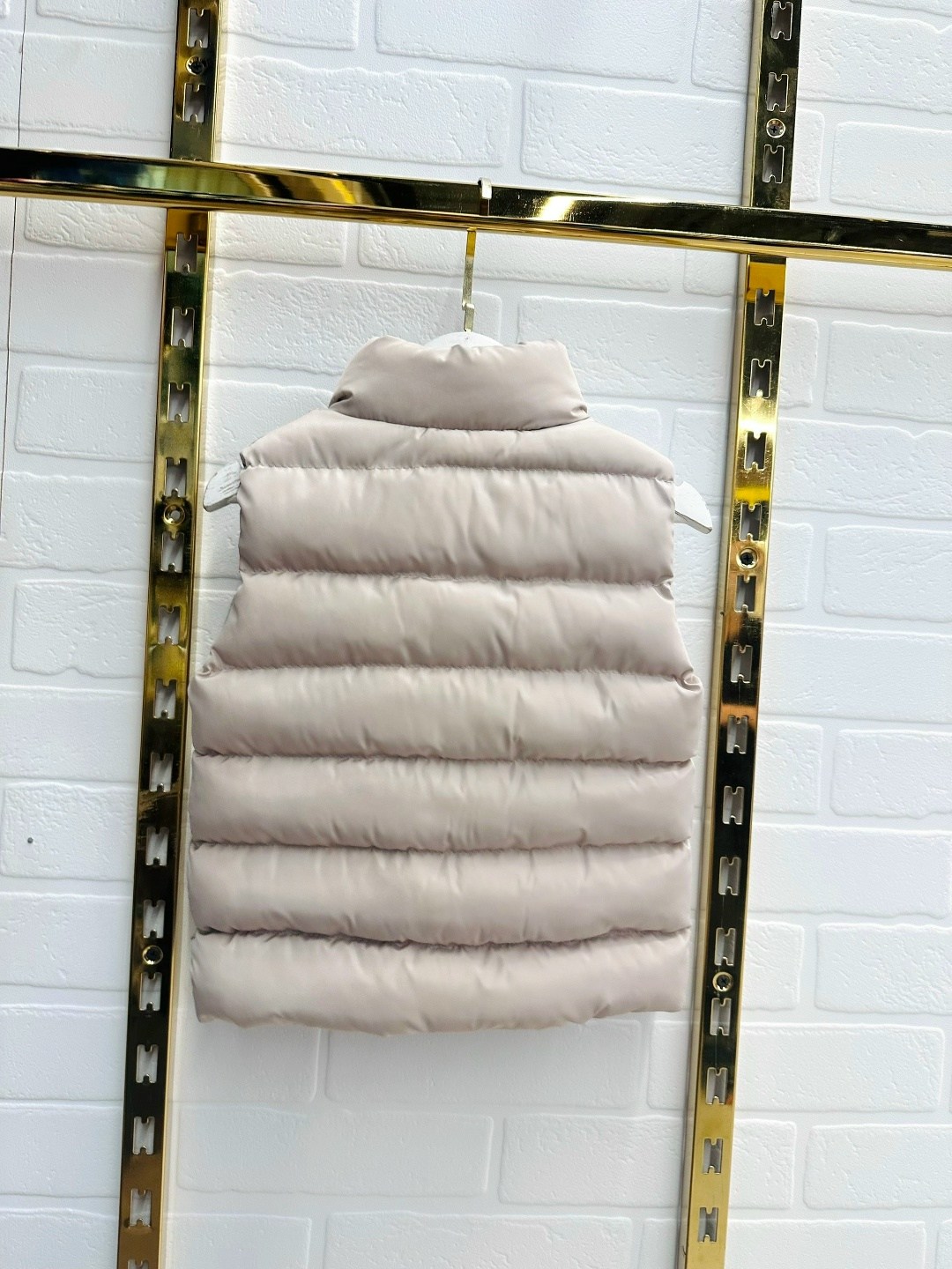 жилетка бербери детсая,жилет детский,жилетка детская,утепленный жилет burberry,жилет для девочек