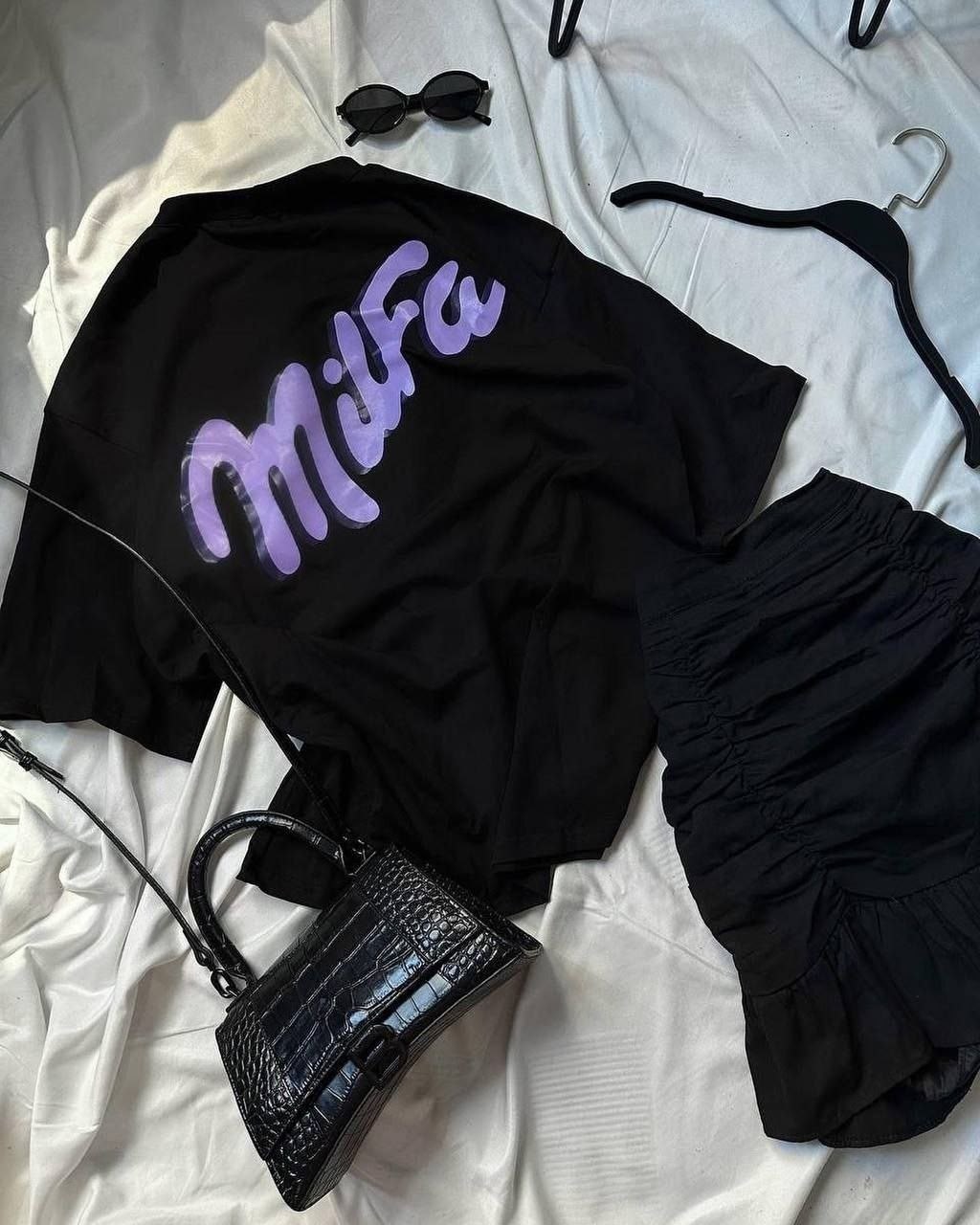 футболки женская оверсайз,футболки оверсайз с принтами,футболки женская оверсайз с принтом,футболки женская,футболка оверсайз с принтом milfa amilya stail