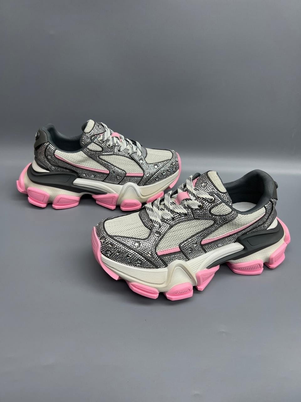 женские кроссовки balenciaga 3xl серебристые с розовым,кроссовки женские balenciaga,женские кроссовки balenciaga 3xl серебристые с розовым lm-18153,кроссовки женские balenciaga 3xl sneaker premium,кро