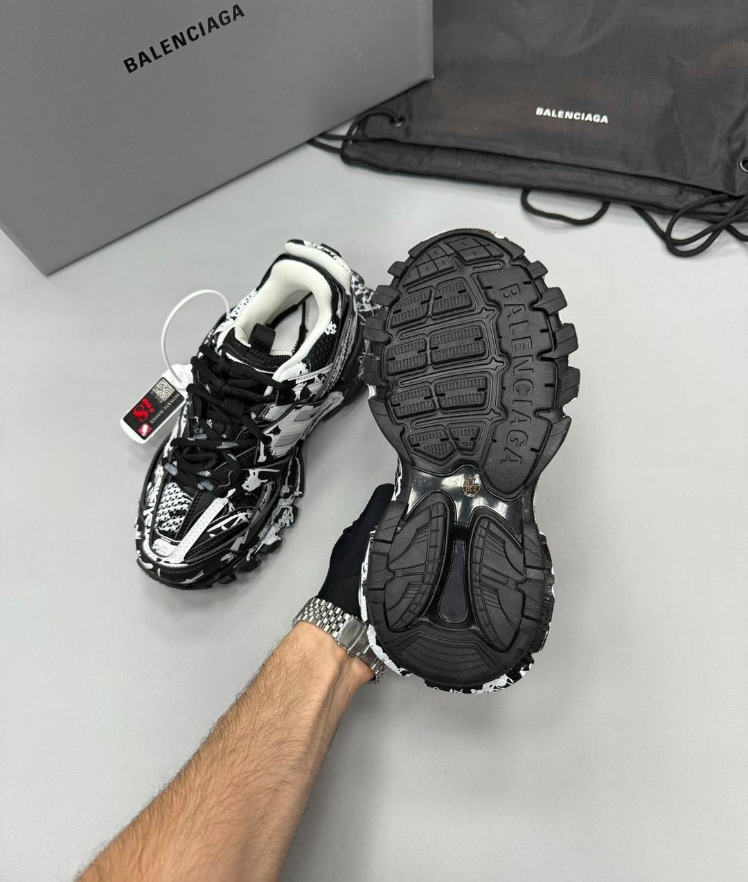 кроссовки balenciaga track,кроссовки balenciaga,кроссовки balenciaga track 1.0 graffiti,кроссовки balenciaga track 1 graffiti sneakers,спортивные кроссовки balenciaga