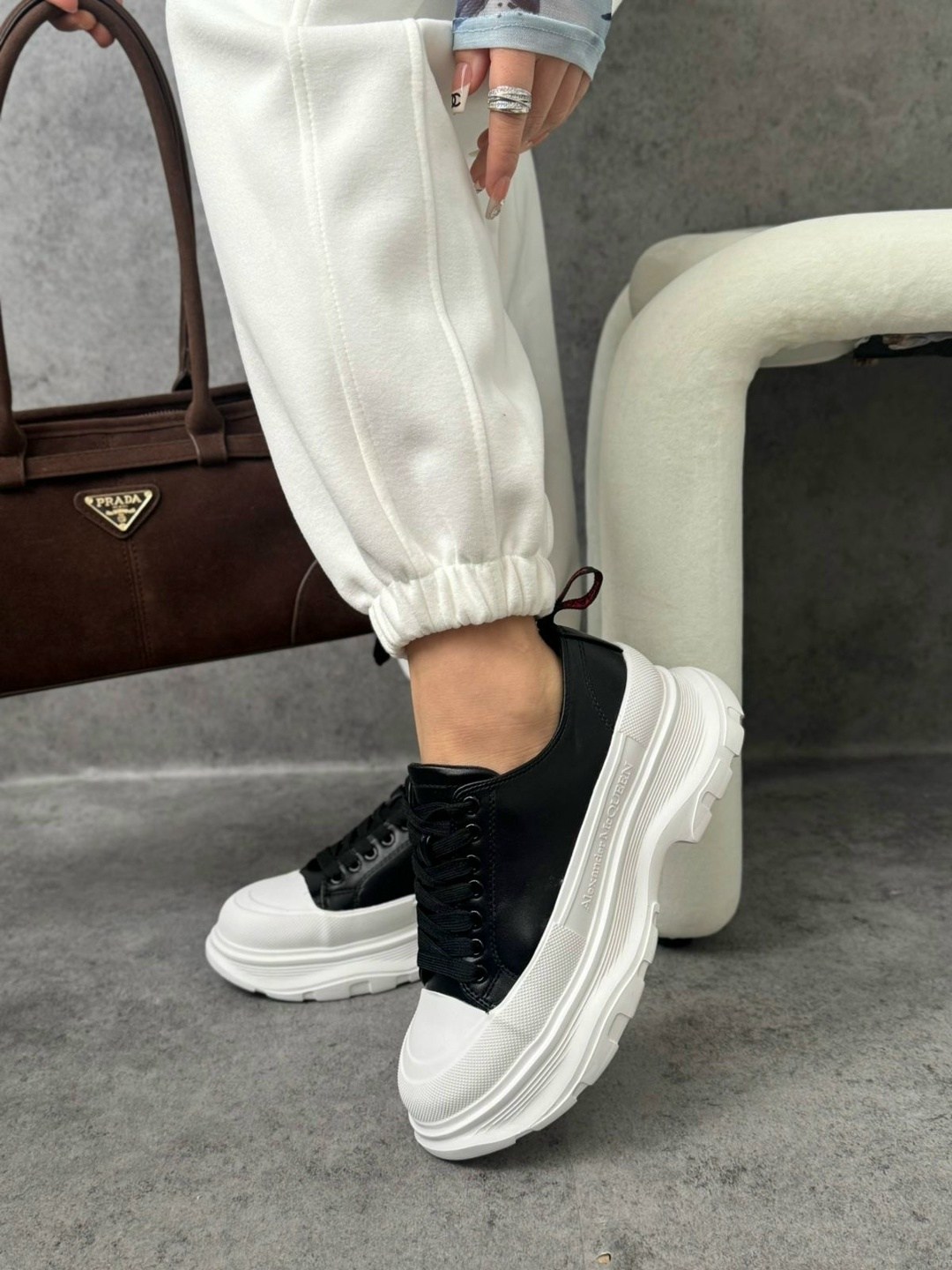 ,женская ,кроссовки женскиe,кеды женски,обуви