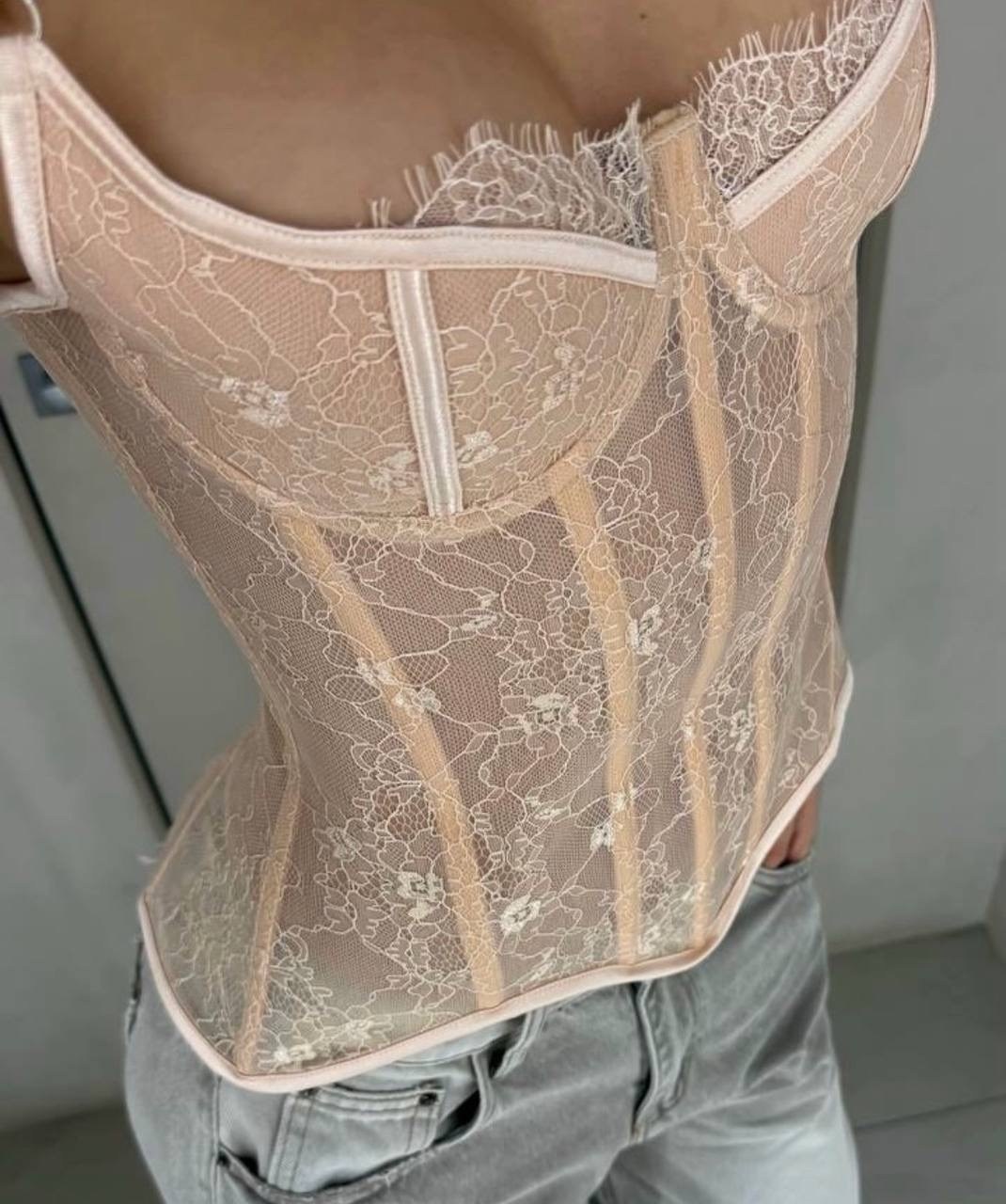 janet guzman,корсет,корсет женский,майка женская,fashionnova