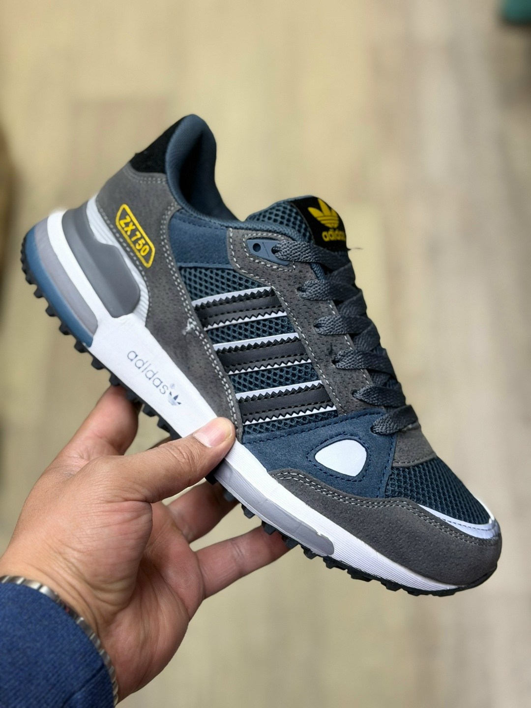 кроссовки adidas zx 750 мужские,кроссовки adidas zx 750,adidas zx 750,adidas мужские кроссовки,кроссовки адидас