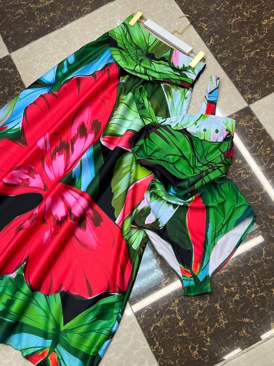 цельный купальник с принтом,купальник с принтом,пляжная одежда,купальные костюмы,купальник женские