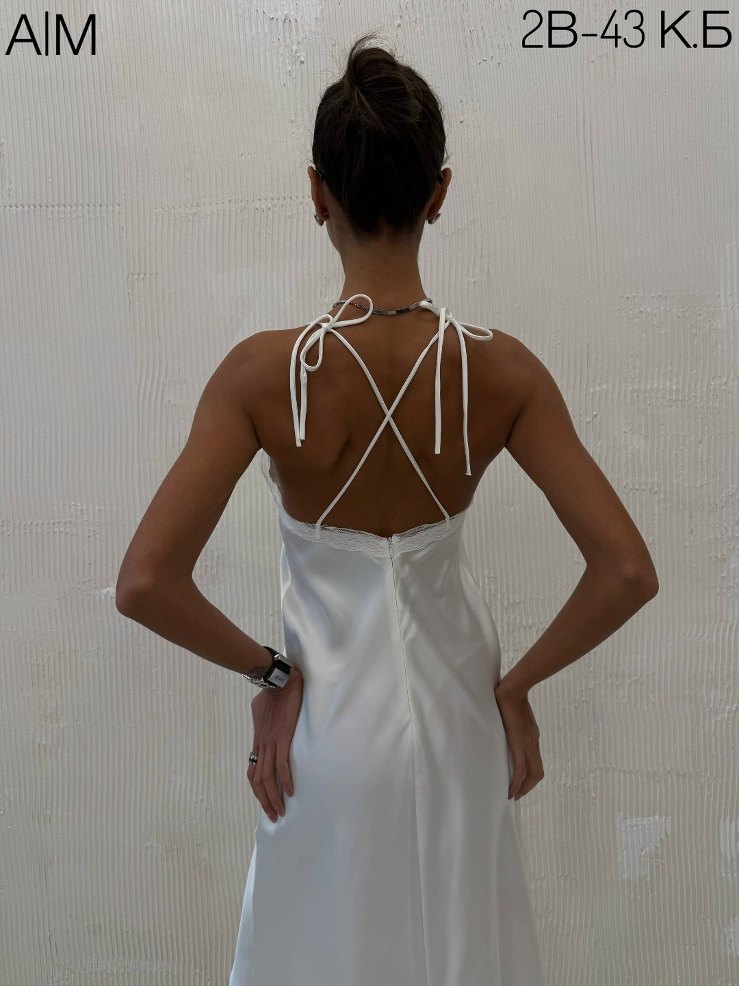 платье-комбинация,шелковое платье комбинация белое,шелковое платье на бретелях,шелковое белое платье на бретельках,шелковое платье на бретельках