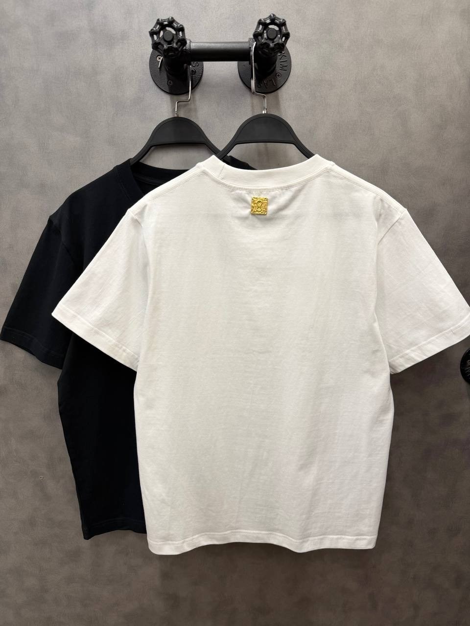 рубашка стильная,футболки женская,модные образы,футболке