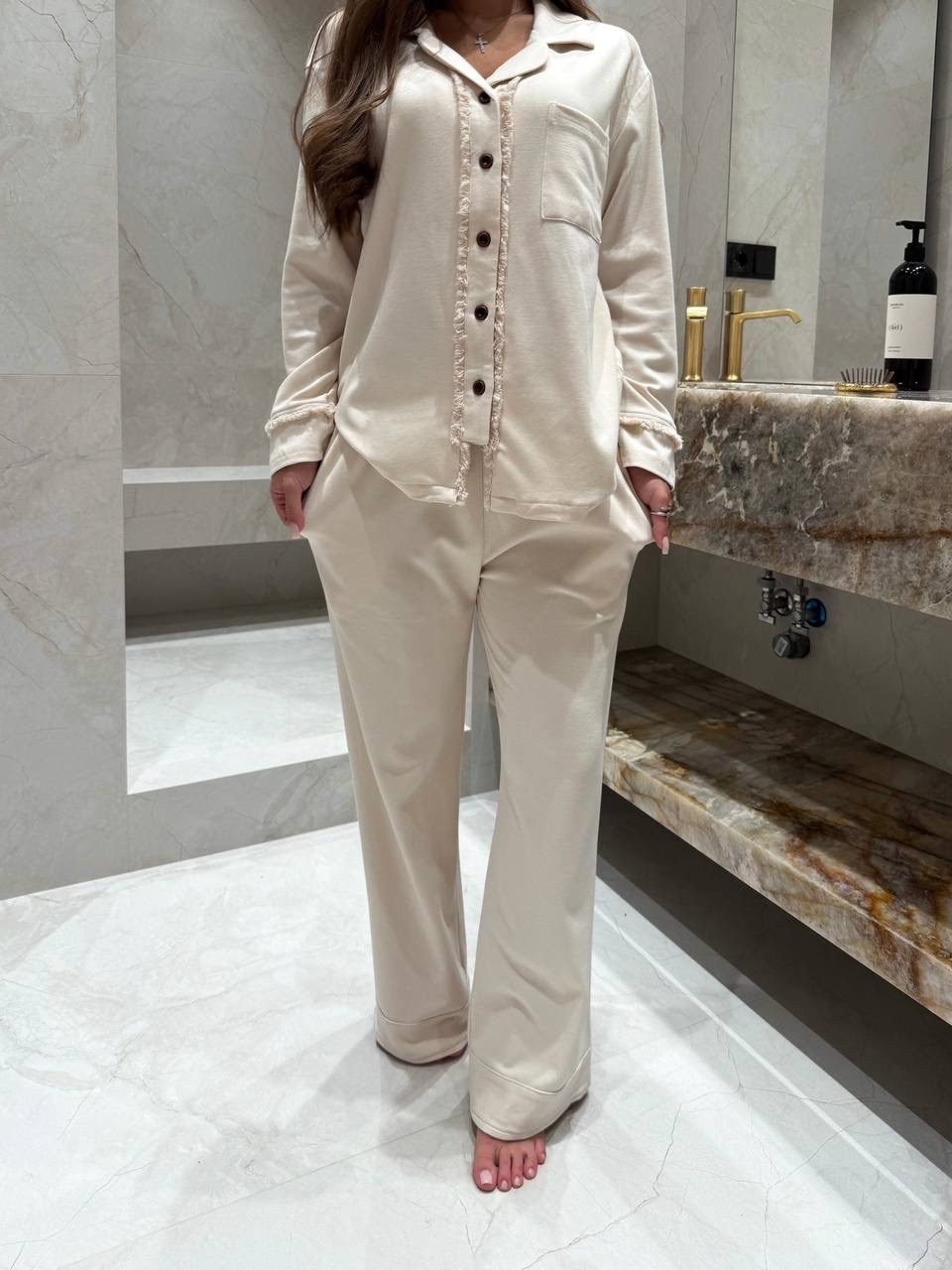 костюм с брюками,женский брючный костюм,брючный костюм повседневный,костюм брючный,костюм бежевый
