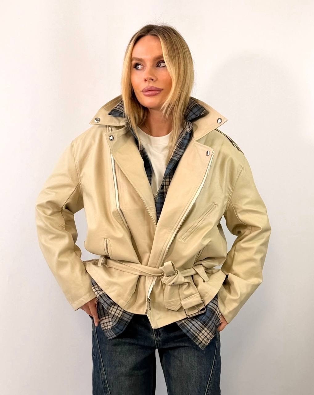 куртка,куртка оверсайз,женская куртка,демисезонная одежда,легкая куртка