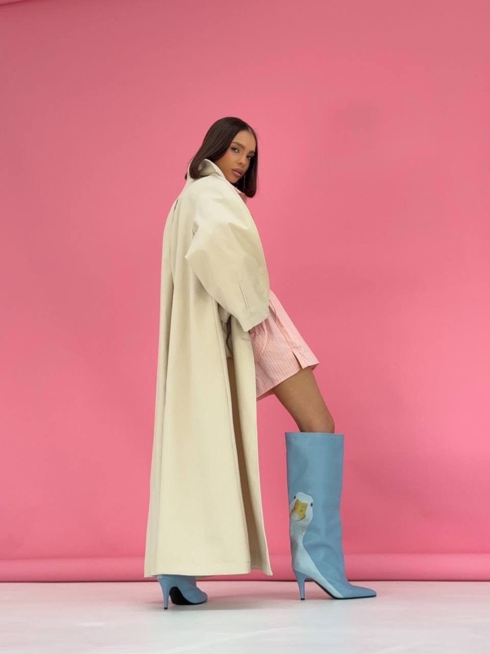 пальто оверсайз,пальто оверсайз женское,тренч плащ,мода модная,женский плащ