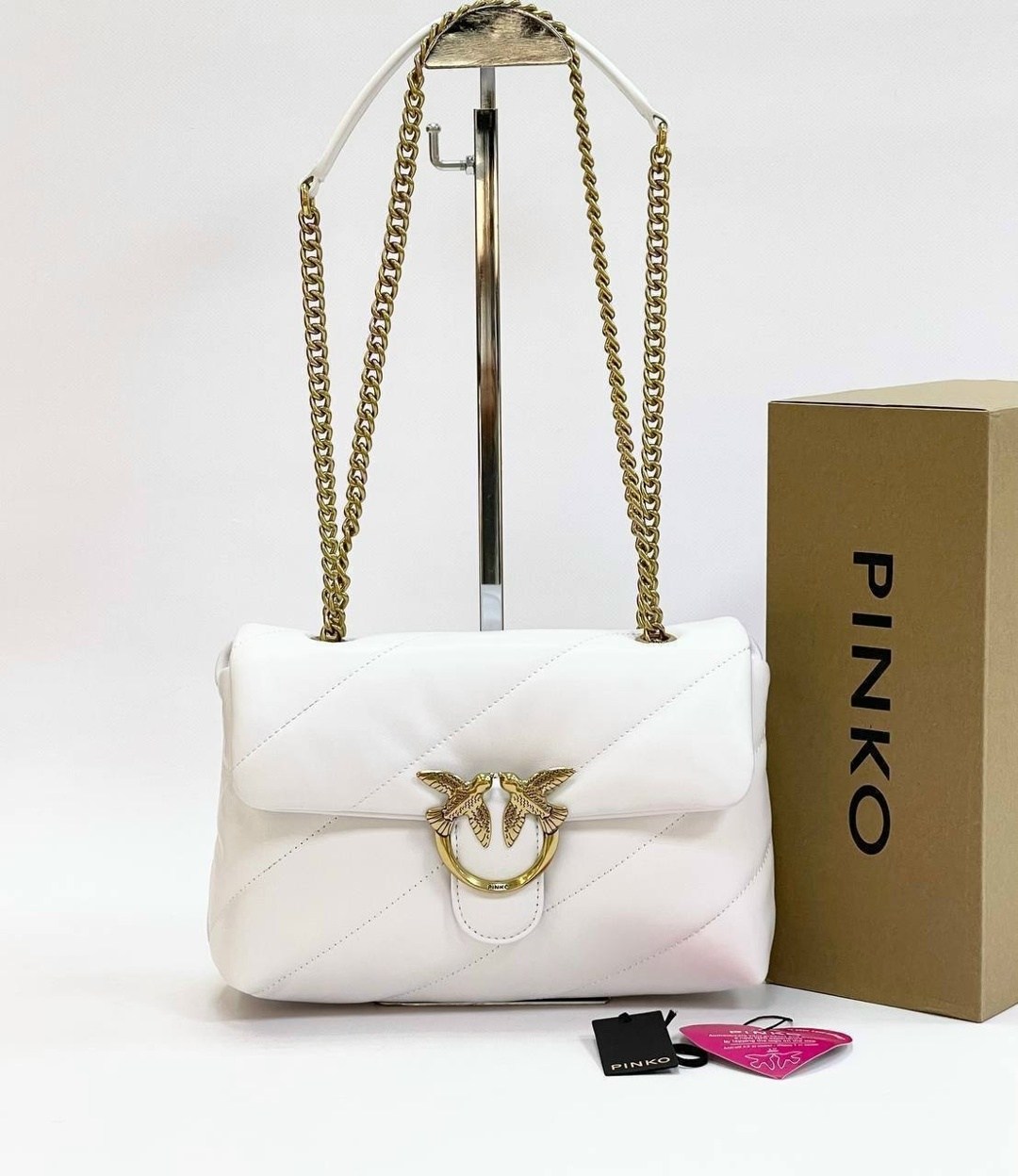 сумка pinko женская,сумки pinko,кожаная сумка pinko,сумка пинко черная с золотой фурнитурой,сумка с птичками бренд pinko