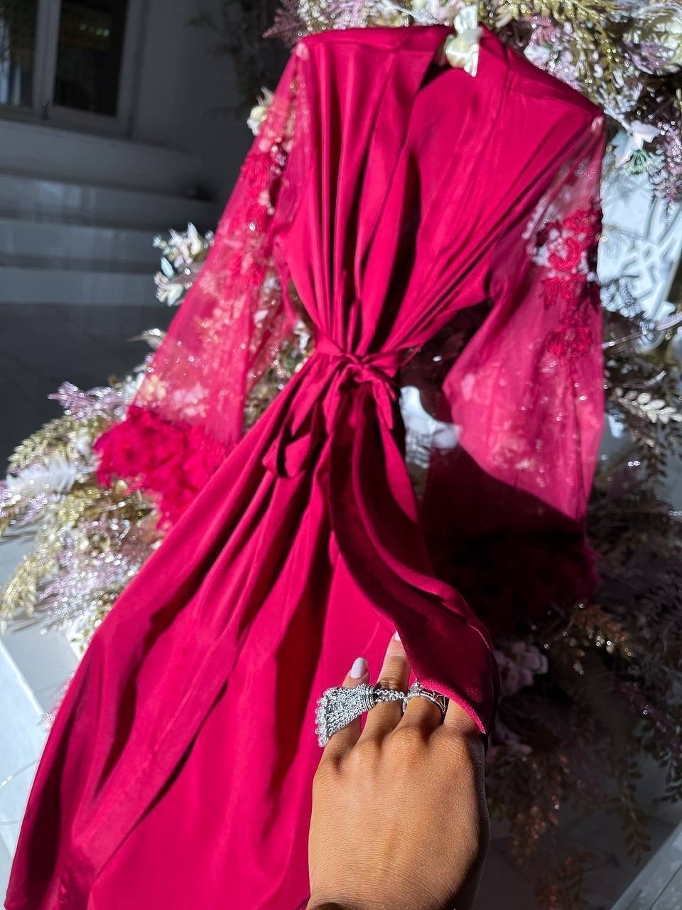 халат с перьями,женский шелковый халат,шелковый халат с перьями,длинный халат с перьями,пеньюар с перьями