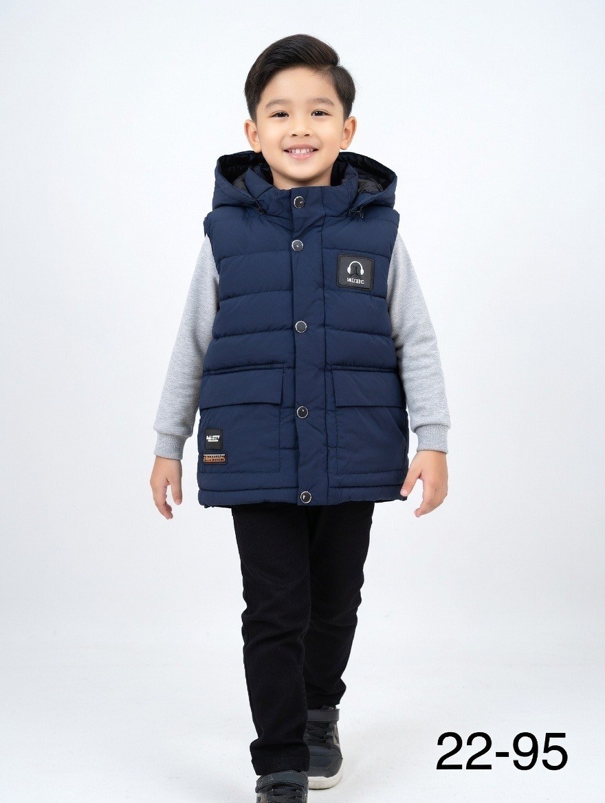 жилет утепленная,жилет детский,жилет для мальчика,утепленный демисезонный жилет,жилетка для мальчика утепленная