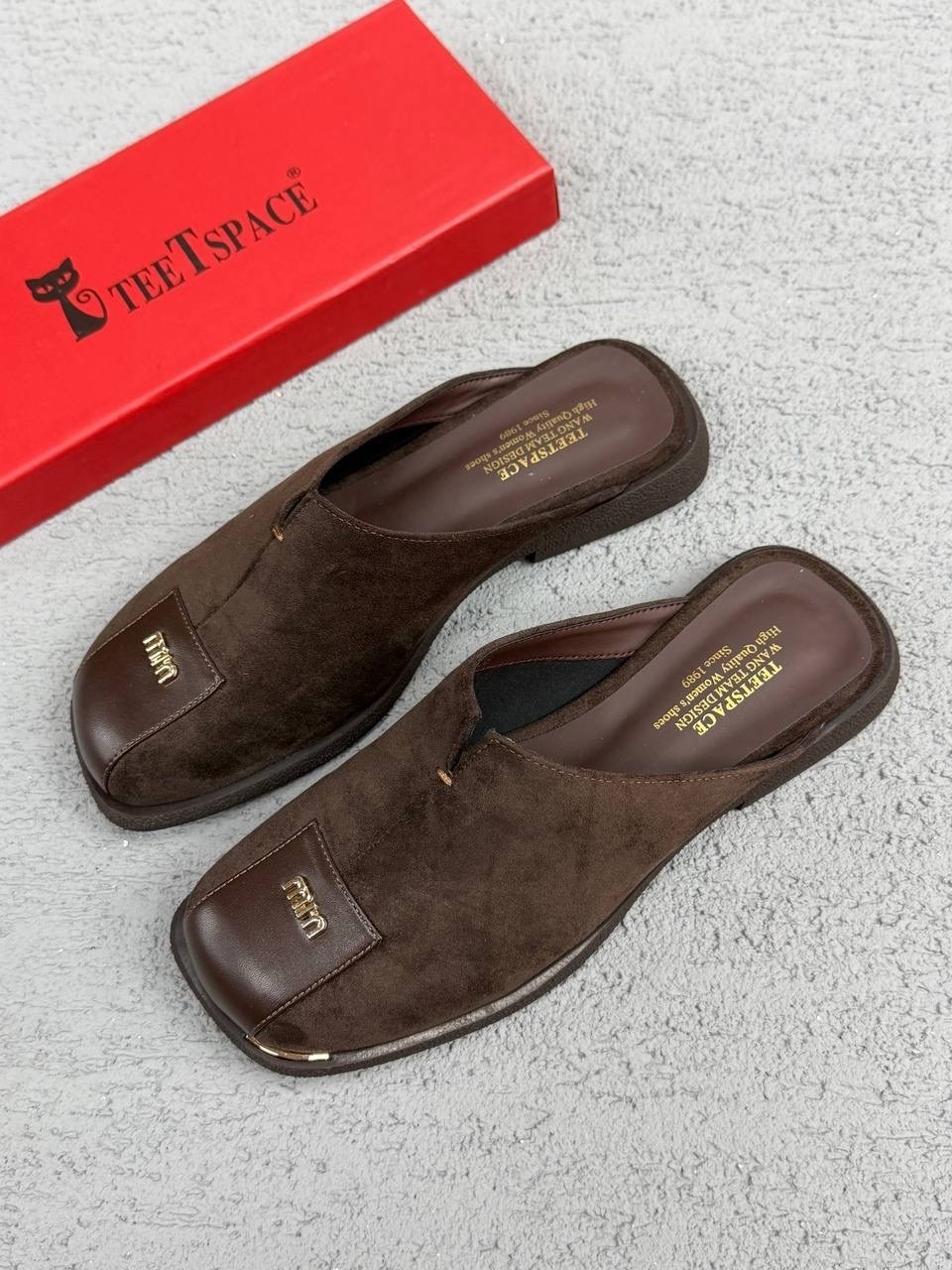 ,шлепанцы женские,шлепки женские,коричневые кожаные мюли miu miu,женские замшевые мюли hermes go коричневые