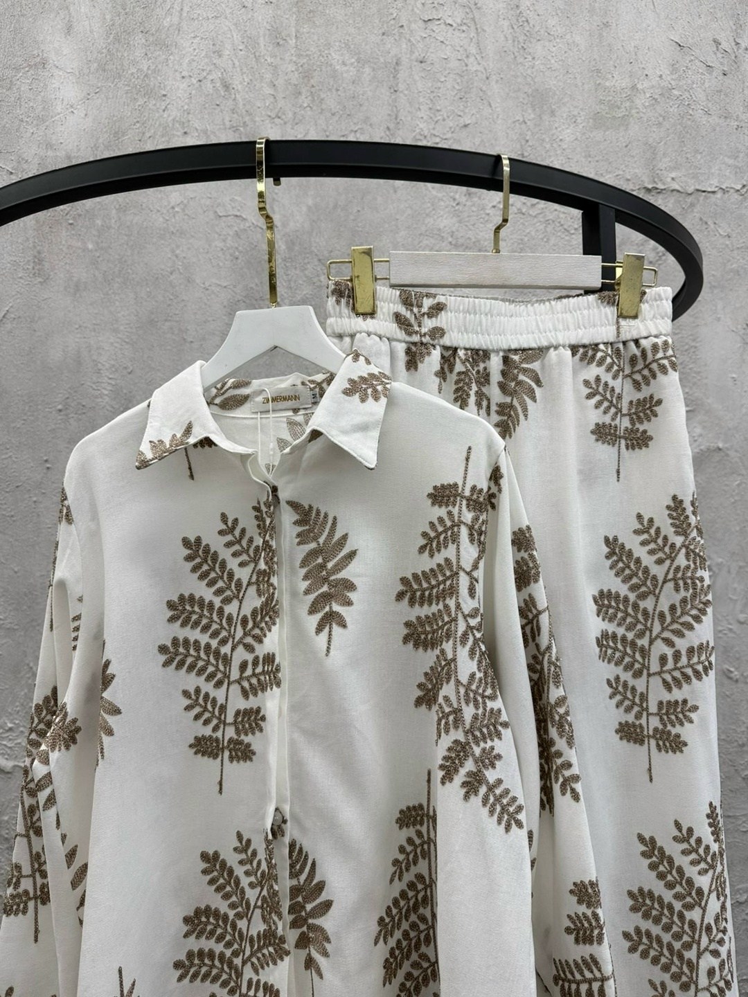 женский комплект из двух предметов рабочая рубашка с принтом и широкие брюки,летние костюмы,костюм с брюками,костюм с принтом,женские костюмы