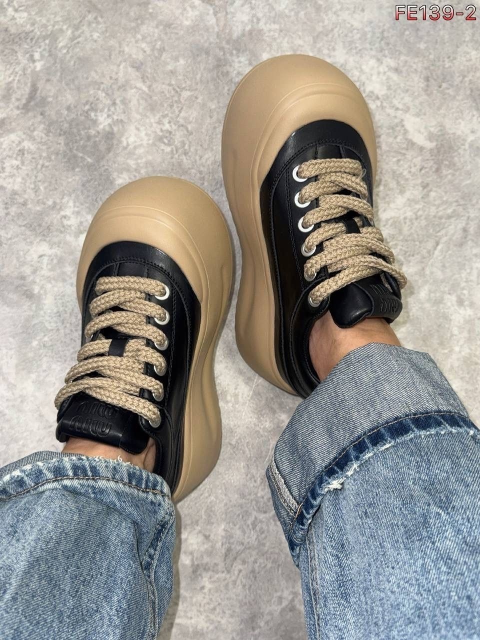 кроссовки женскиe,,повседневная ,повседневные кроссовки, на плоской подошве