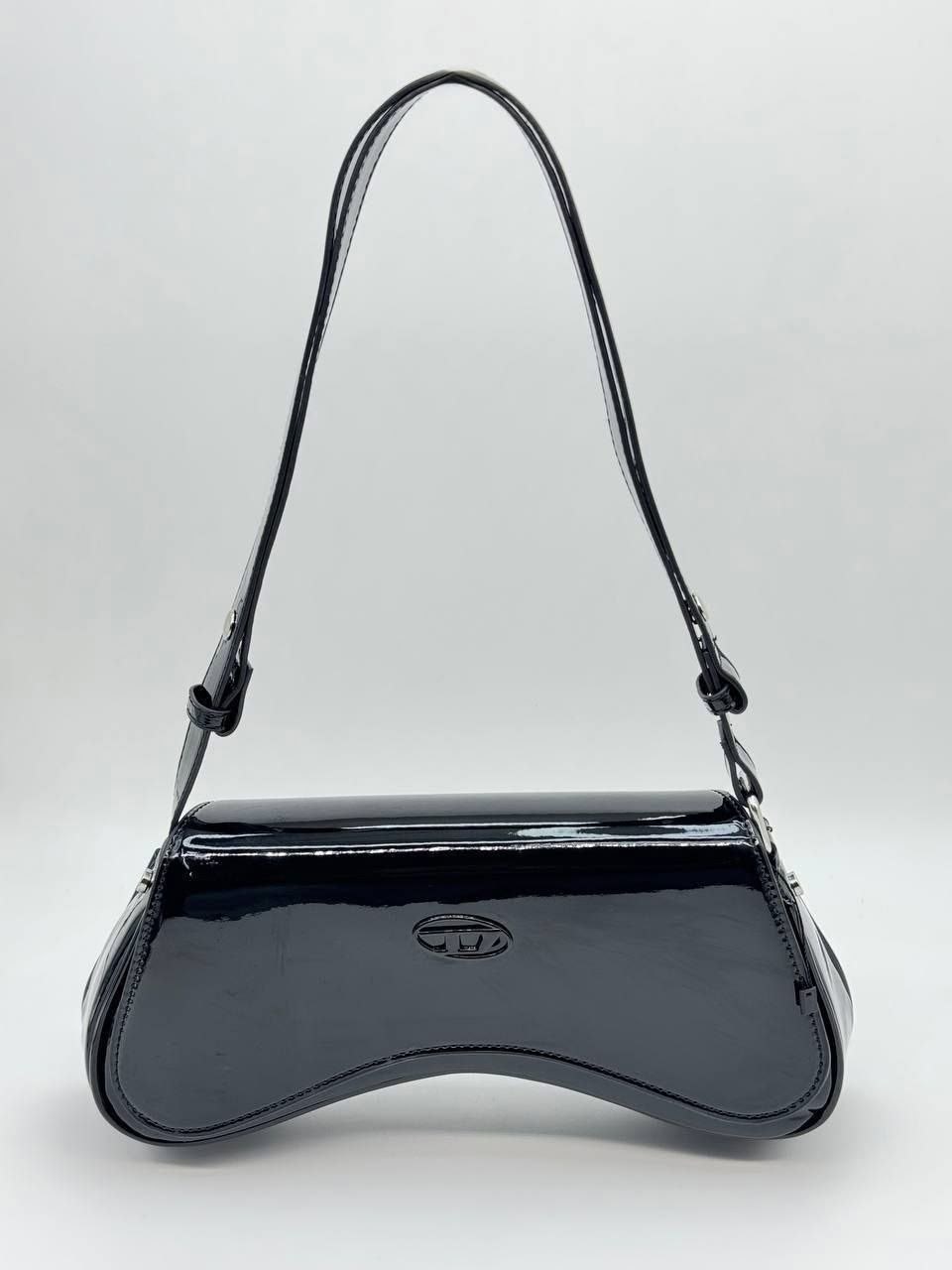 diesel черная сумка через плечо из искусственной кожи,женская сумка через плечо diesel с регулируемым ремнем и клапаном, черный,черная сумка через плечо из искусственной кожи для женщин,сумка diesel,с