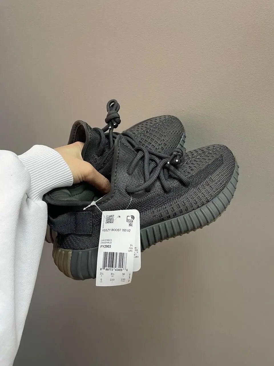 кроссовки adidas yeezy boost 350,кроссовки adidas yeezy boost,adidas yeezy boost 350 v 2,adidas yeezy boost 350 cinder,adidas yeezy 350 boost