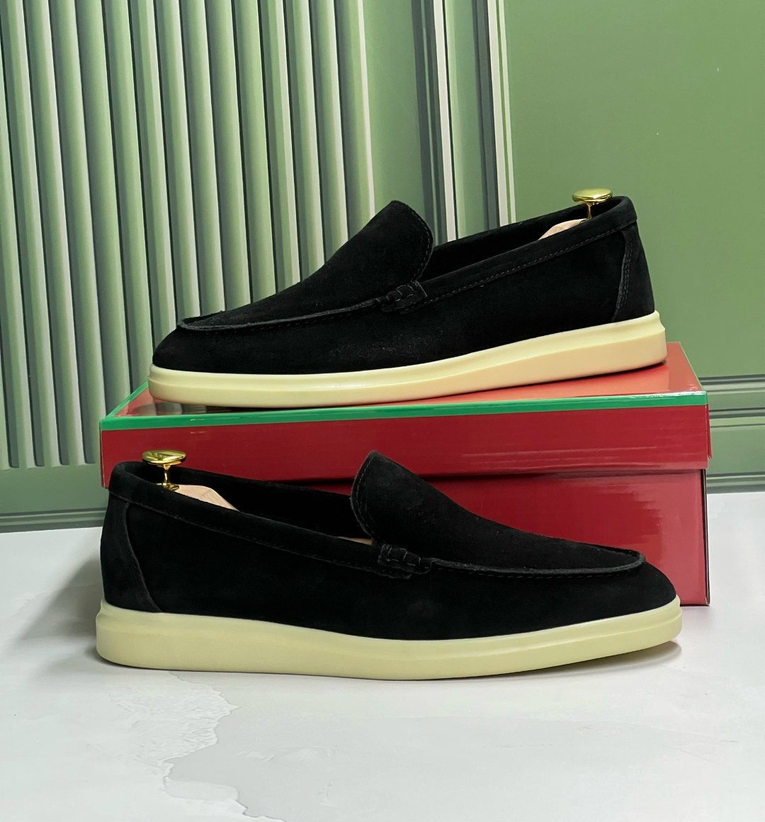 лоферы loro piana мужские,лоферы лоро пиано материал,мокасины лоро пиано мужские оригинал,лоферы loro piana,мужские мокасины лоро пиано черные